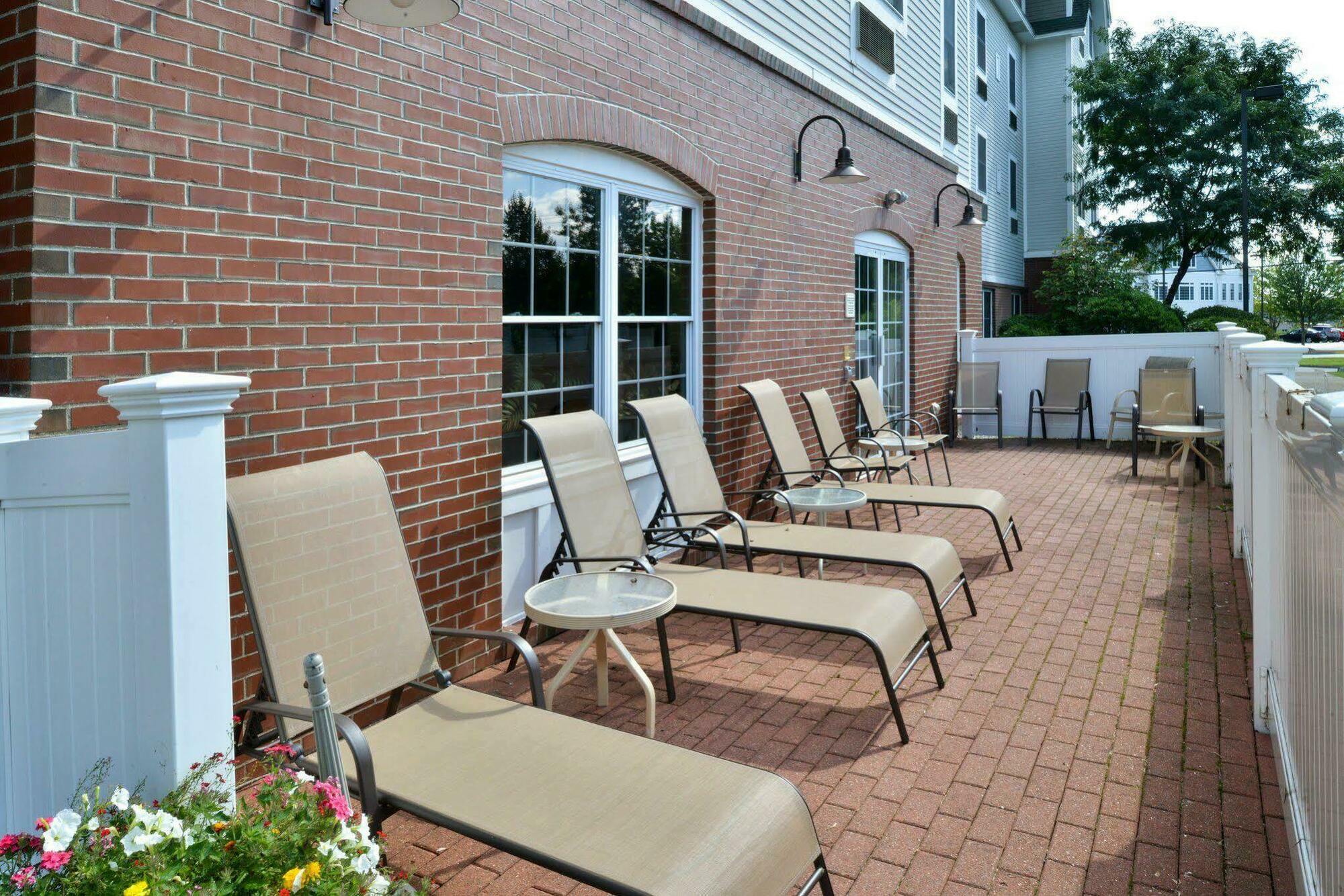 Comfort Inn & Suites Dover-Portsmouth Eksteriør bilde